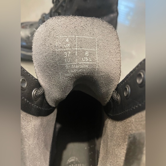 Dr. Martens Cassidy Skull 1460 boots - Picture 3 of 5